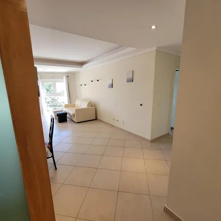Newly Remodeled 2bd Brilliant Oura Strip 9min Албуфейра