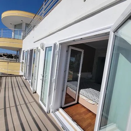 Newly Remodeled 2bd Brilliant Oura Strip 9min * Албуфейра