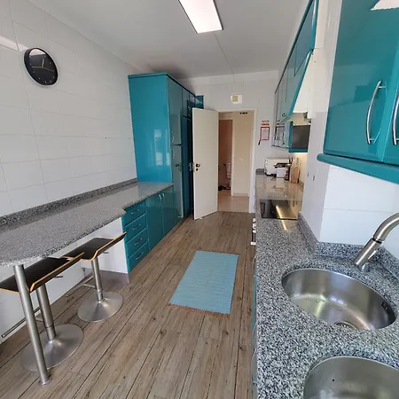 Apartment Newly Remodeled 2bd Brilliant Oura Strip 9min