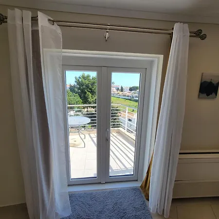 Newly Remodeled 2bd Brilliant Oura Strip 9min Апартаменты Албуфейра