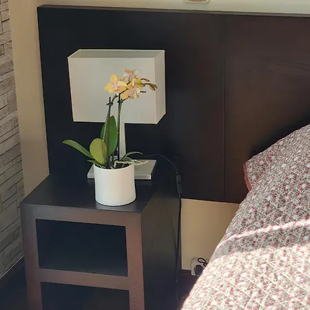 Newly Remodeled 2bd Brilliant Oura Strip 9min Apartmán