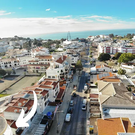 Newly Remodeled 2bd Brilliant Oura Strip 9min Albufeira