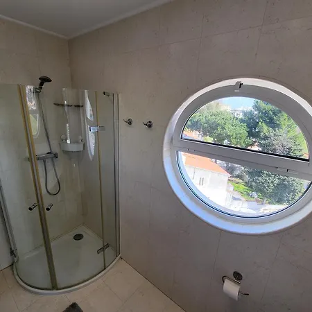 Newly Remodeled 2bd Brilliant Oura Strip 9min 阿尔布费拉
