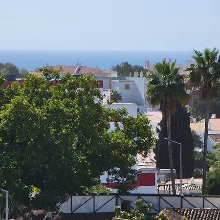 Newly Remodeled 2bd Brilliant Oura Strip 9min 公寓