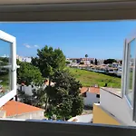 Newly Remodeled 2bd Brilliant Oura Strip 9min アパート アルブフェイラ