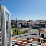 Newly Remodeled 2bd Brilliant Oura Strip 9min アパート アルブフェイラ