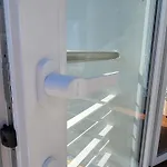 Newly Remodeled 2bd Brilliant Oura Strip 9min