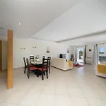 Newly Remodeled 2bd Brilliant Oura Strip 9min *